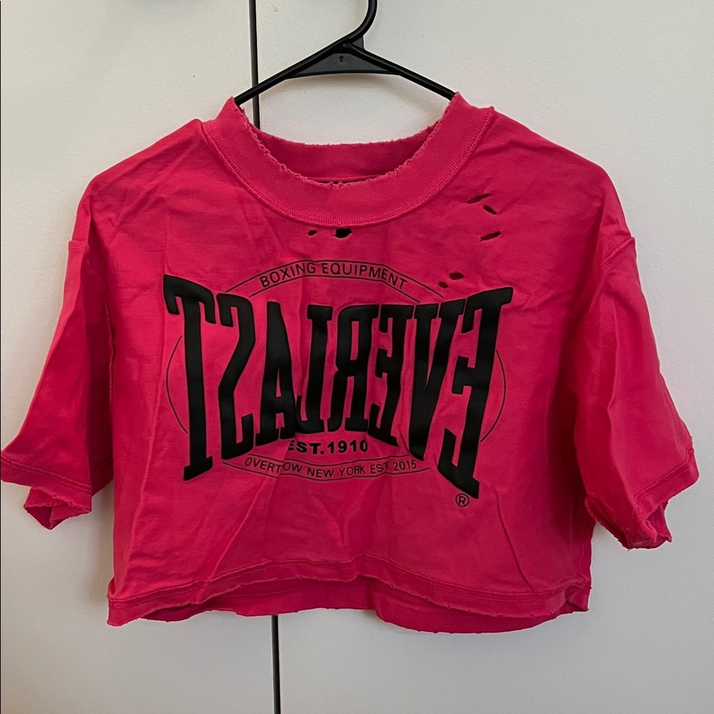 Boxy Crop Tee in Hot Pink